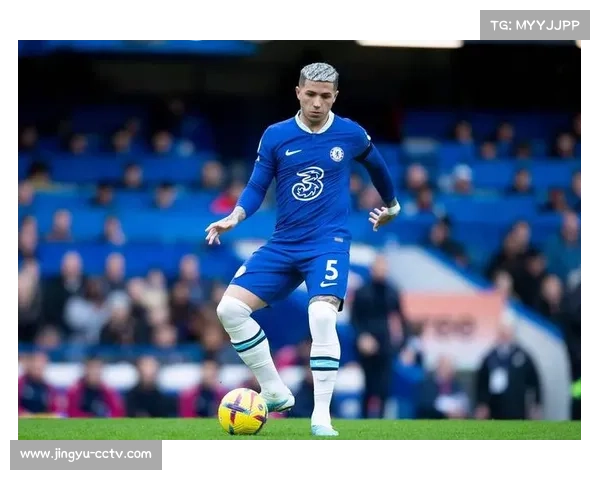 诺克斯海外首秀失利，马森完美适应12回合考验登顶世界冠军